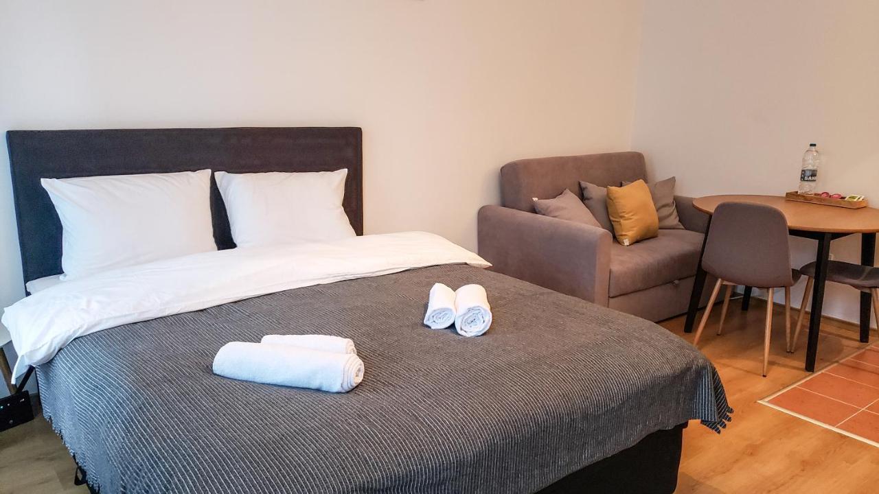 Semiramida Gardens Apartments 波罗维茨 外观 照片