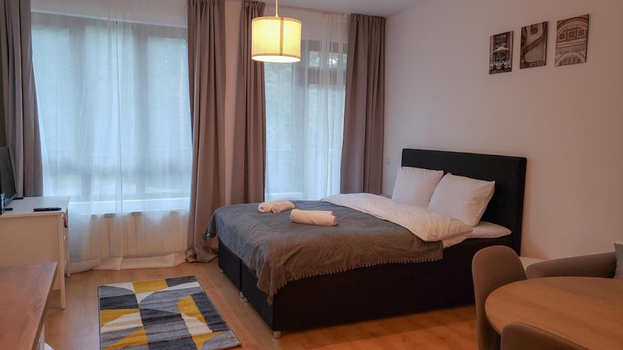 Semiramida Gardens Apartments 波罗维茨 外观 照片